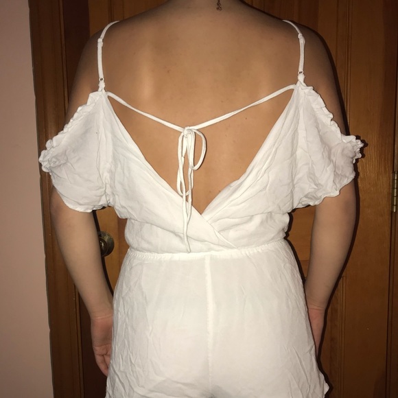 Forever 21 white romper - Picture 2 of 3